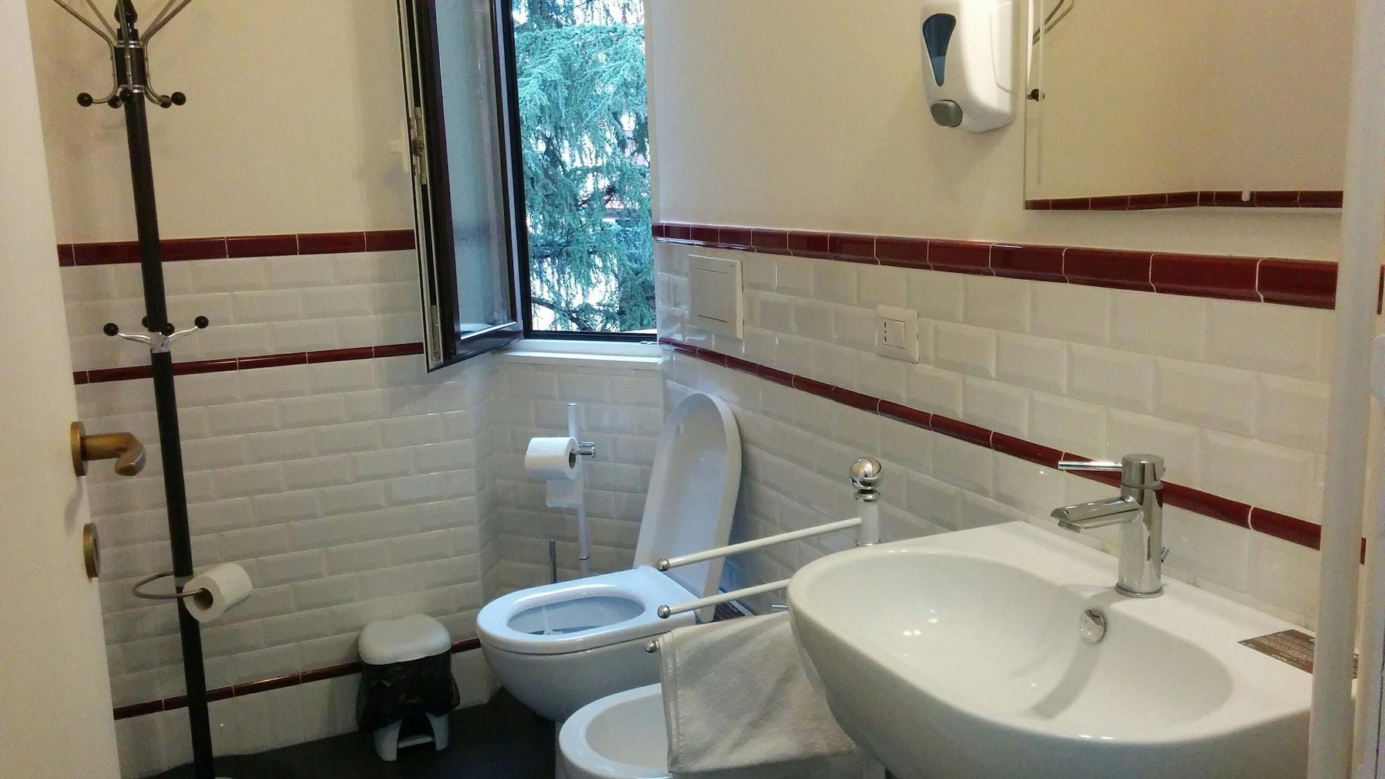 Adam'S House Hostel มิลาน ภายนอก รูปภาพ