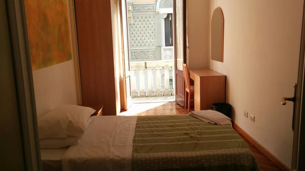 Adam'S House Hostel มิลาน ภายนอก รูปภาพ