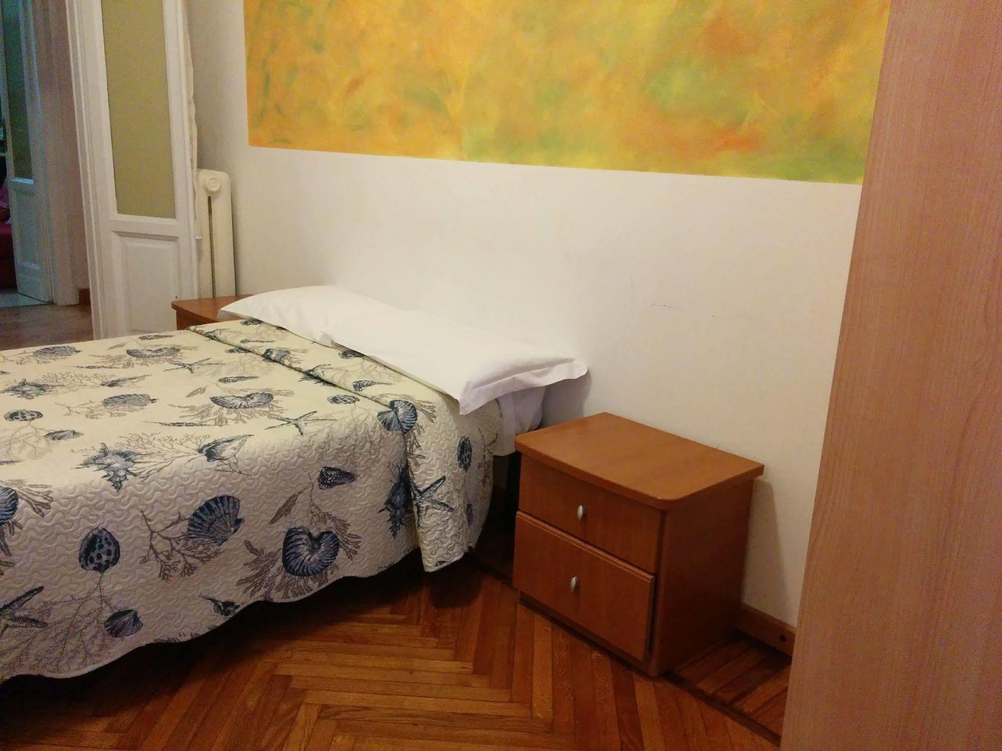 Adam'S House Hostel มิลาน ภายนอก รูปภาพ