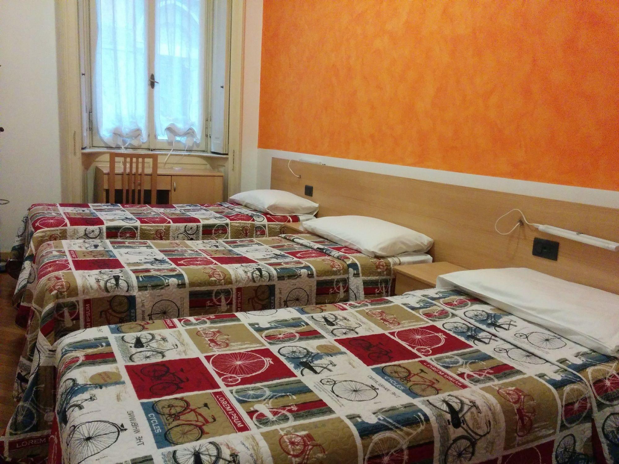 Adam'S House Hostel มิลาน ภายนอก รูปภาพ