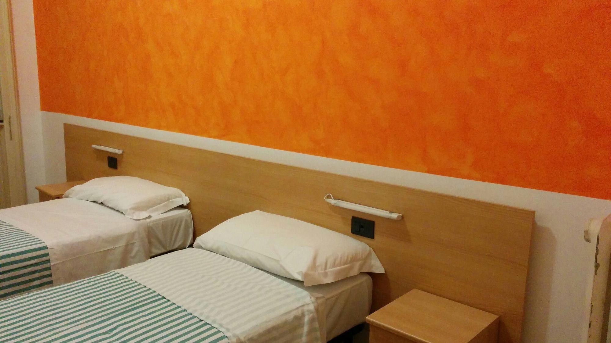 Adam'S House Hostel มิลาน ภายนอก รูปภาพ